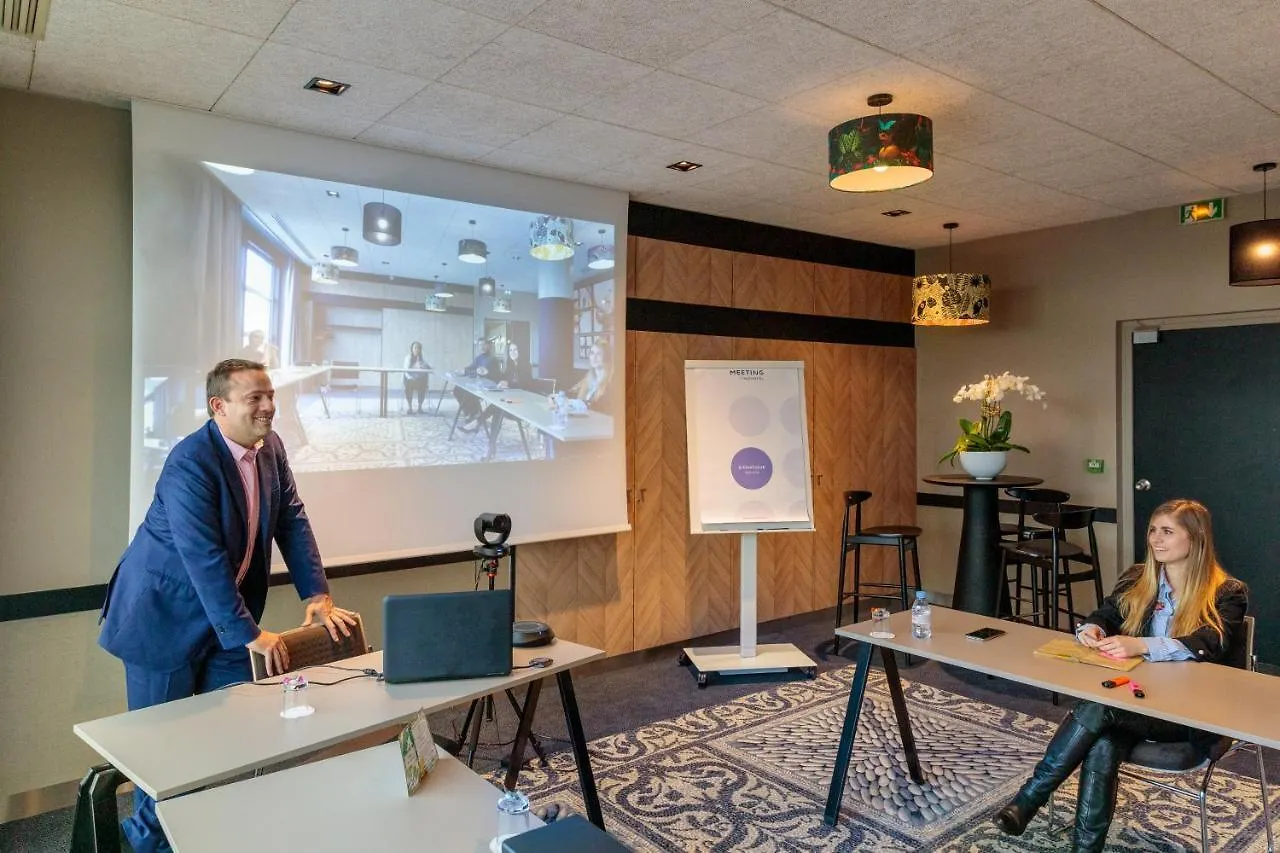 Novotel Paris 14 Porte D'Orleans Hotel