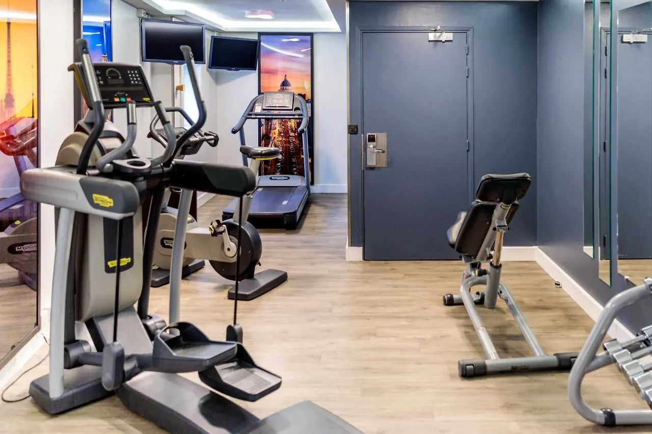Novotel Paris 14 Porte D'Orleans 4*,